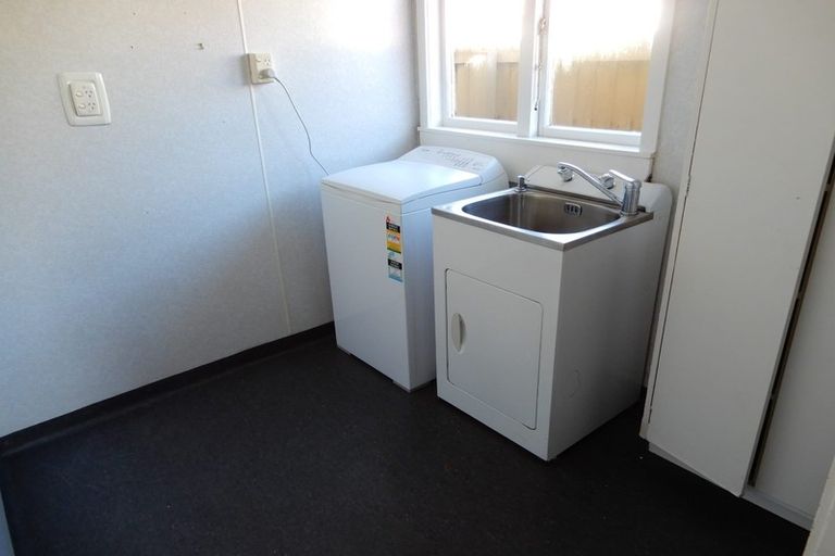 Photo of property in 87 Rattray Street, Riccarton, Christchurch, 8041