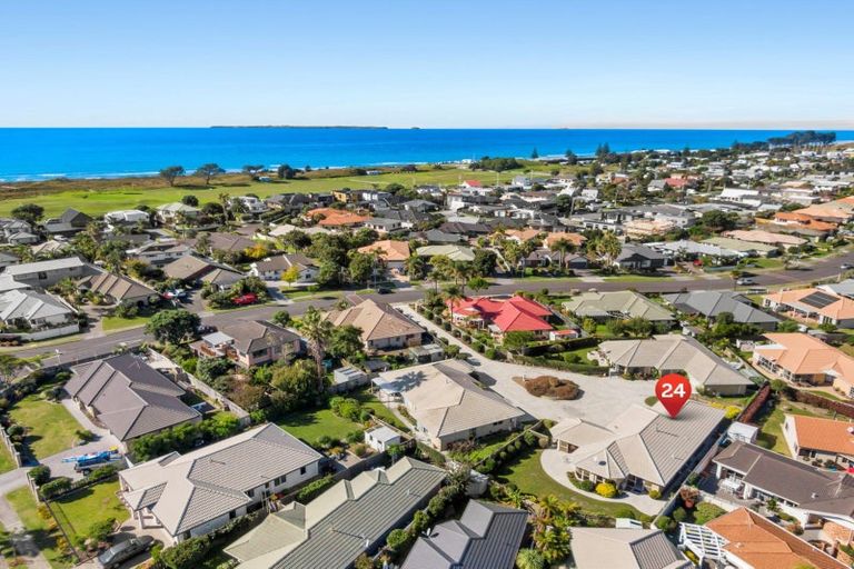 Photo of property in 24 Santa Monica Drive, Papamoa Beach, Papamoa, 3118