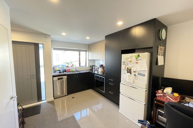 Photo of property in 11/170u Fraser Avenue, Johnsonville, Wellington, 6037