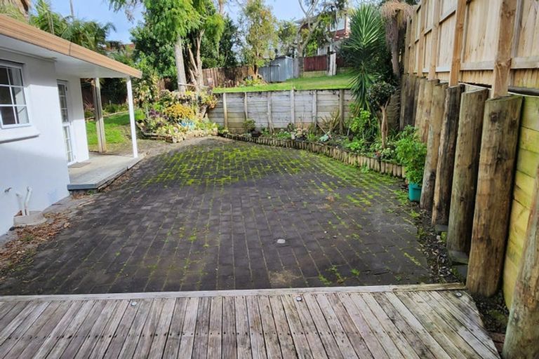 Photo of property in 38 Nui Mana Place, Te Atatu South, Auckland, 0610