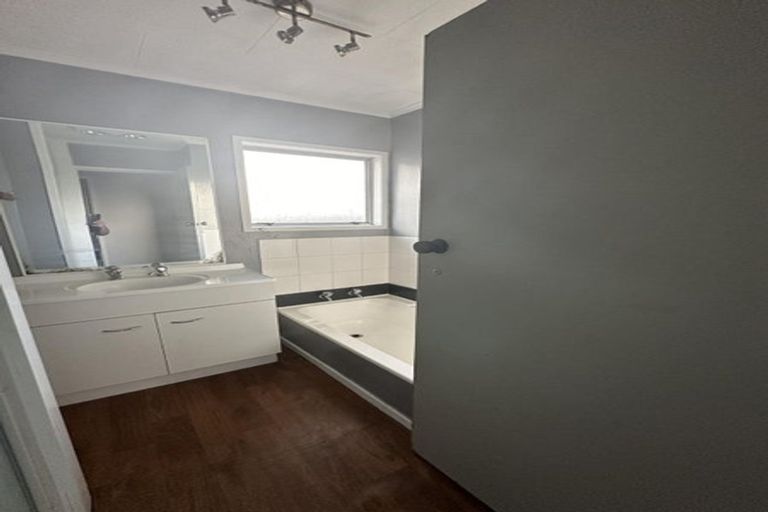 Photo of property in 5 Wairoa Place, Tokoroa, 3420