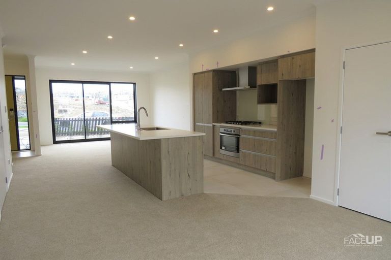 Photo of property in 16 Nugget Avenue, Hobsonville, Auckland, 0616