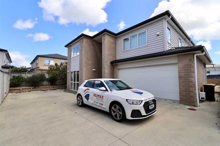 Photo of property in 10 Cahir Place, Flat Bush, Auckland, 2019
