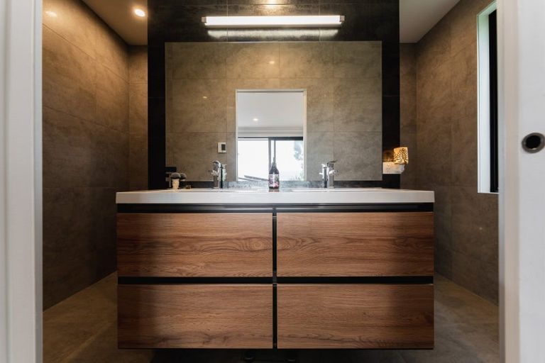 Photo of property in 42 Heathfield Drive, Mosgiel, 9024