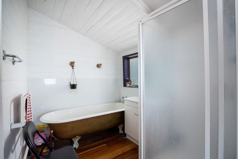 Photo of property in 419 Devon Street West, Lynmouth, New Plymouth, 4310