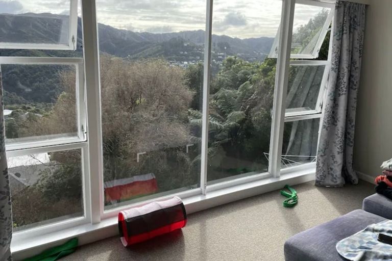 Photo of property in 23 Huntingdon Street, Northland, Wellington, 6012