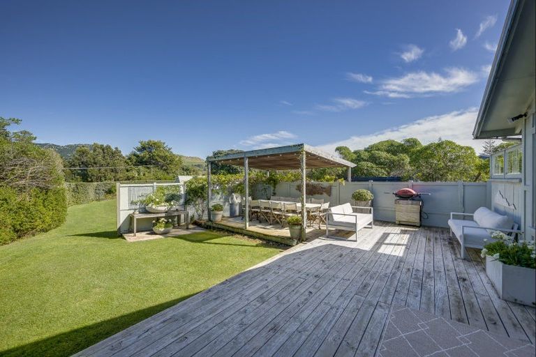 Photo of property in 10 Moori Road, Waimarama, 4294