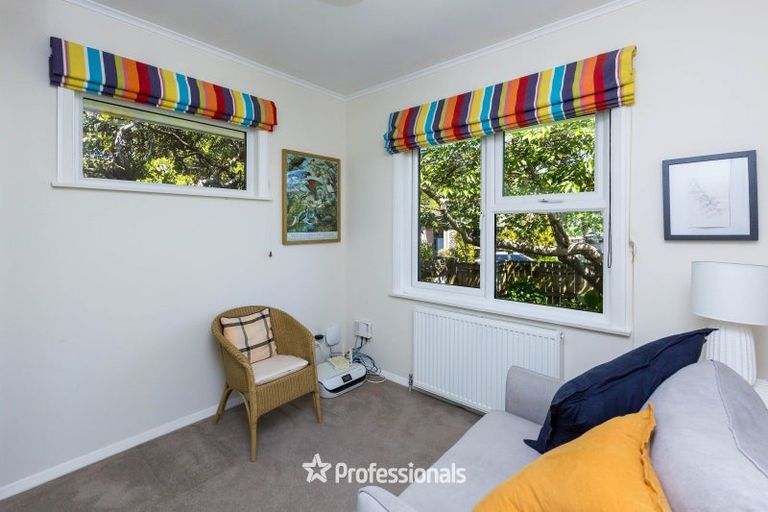 Photo of property in 37 Sunbrae Drive, Silverstream, Upper Hutt, 5019