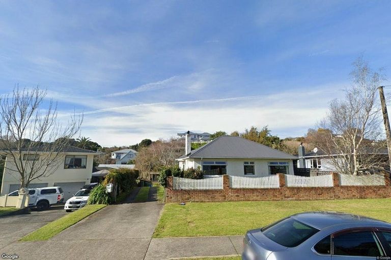 Photo of property in 37 Lorna Street, Lynmouth, New Plymouth, 4310