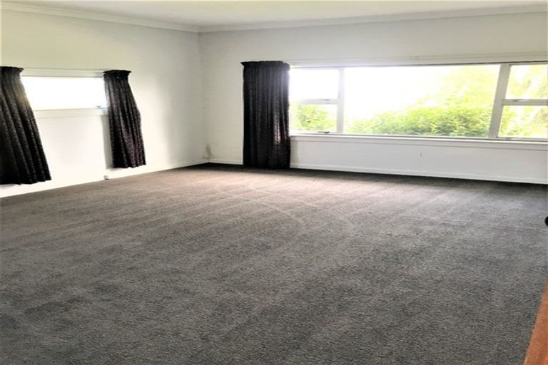 Photo of property in 1ra Ngapeke Road, Welcome Bay, Tauranga, 3175