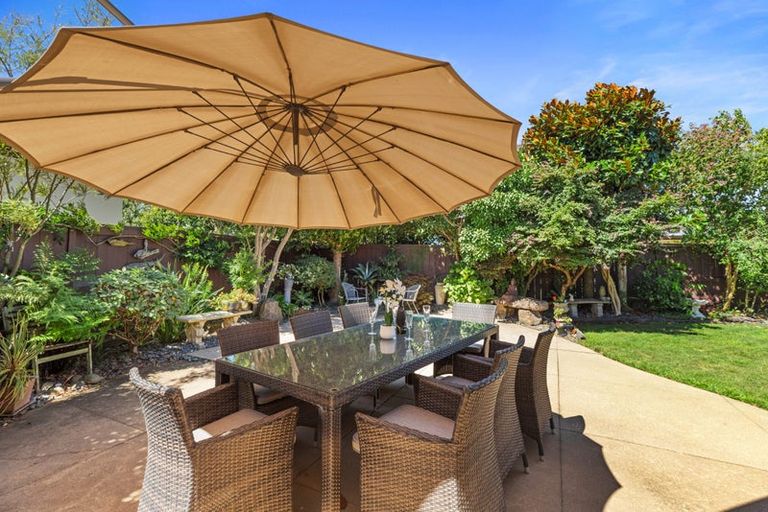 Photo of property in 7 Piha Close, Papamoa Beach, Papamoa, 3118