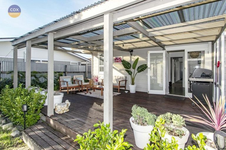 Photo of property in 18 Freyberg Avenue, Tamatea, Napier, 4112