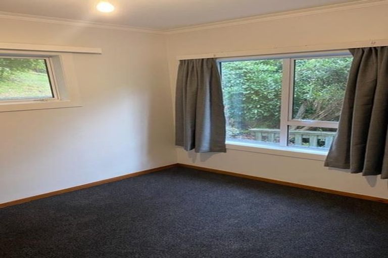 Photo of property in 18 Blackbridge Road, Wadestown, Wellington, 6012