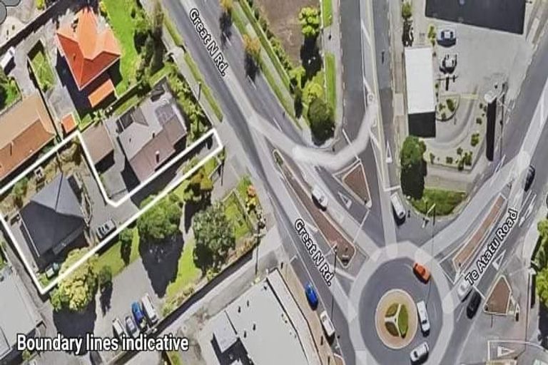 Photo of property in 244b Great North Road, Henderson, Auckland, 0612