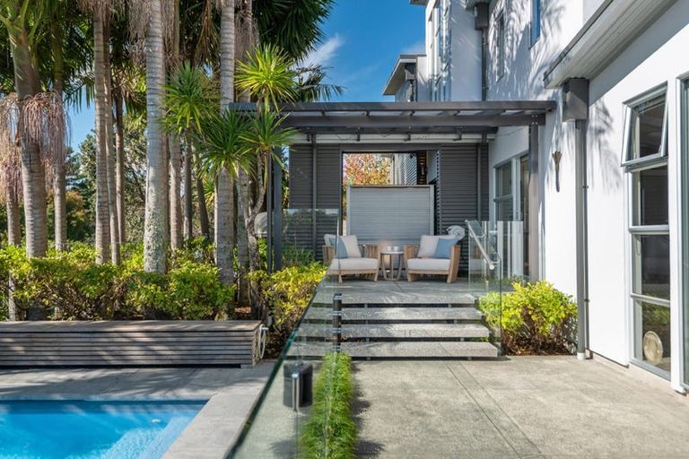 Photo of property in 2 Pounamu Avenue, Greenhithe, Auckland, 0632