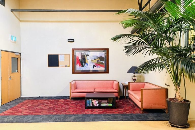Photo of property in Metro Apartments, 7/220 Thorndon Quay, Pipitea, Wellington, 6011