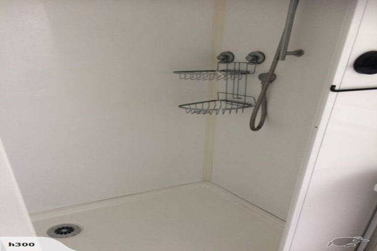 Photo of property in 82 Southernthread Road, Brooklyn, Wellington, 6021