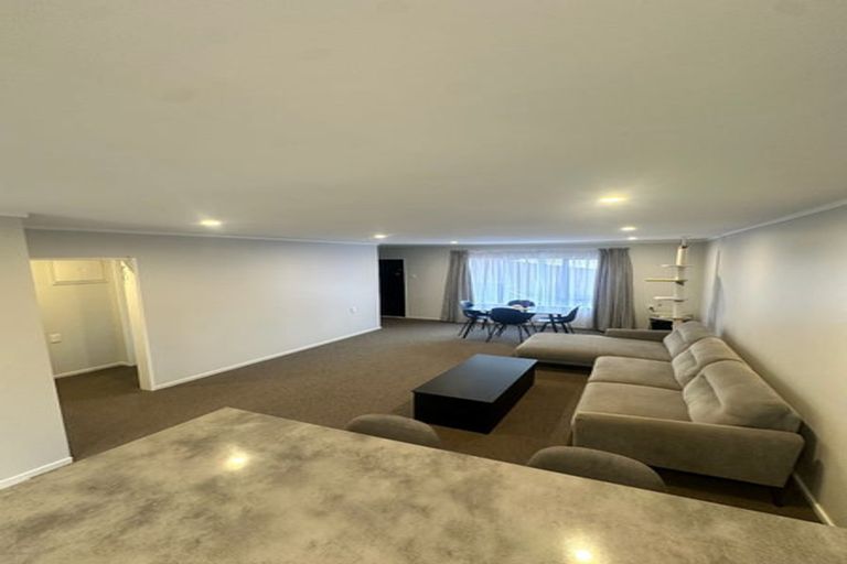 Photo of property in 46 Guadeloupe Crescent, Grenada Village, Wellington, 6037