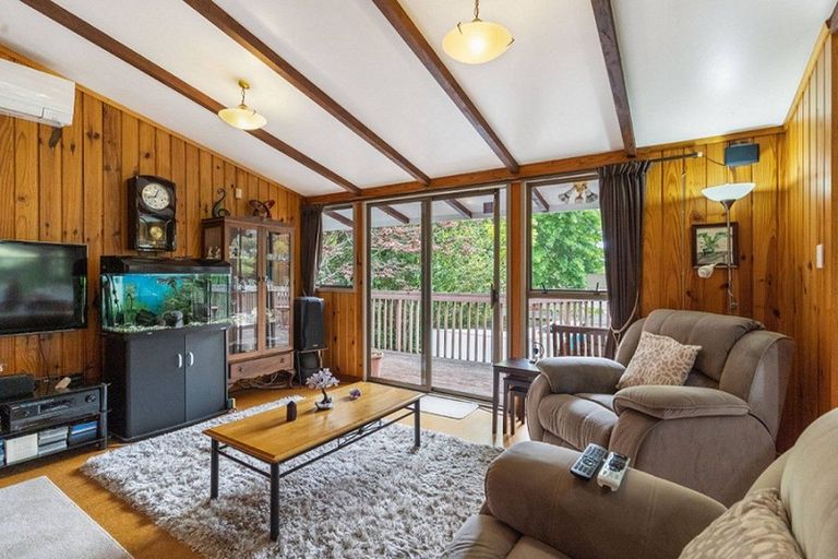 Photo of property in 48 Redcrest Avenue, Red Hill, Papakura, 2110