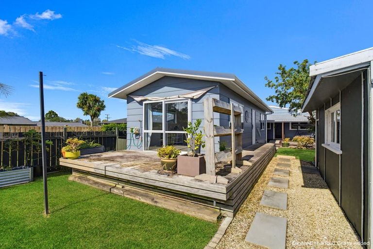 Photo of property in 74a Beach Road, Katikati, 3129