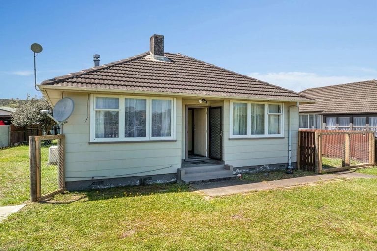 Photo of property in 2 Corkill Avenue, Wairoa, 4108