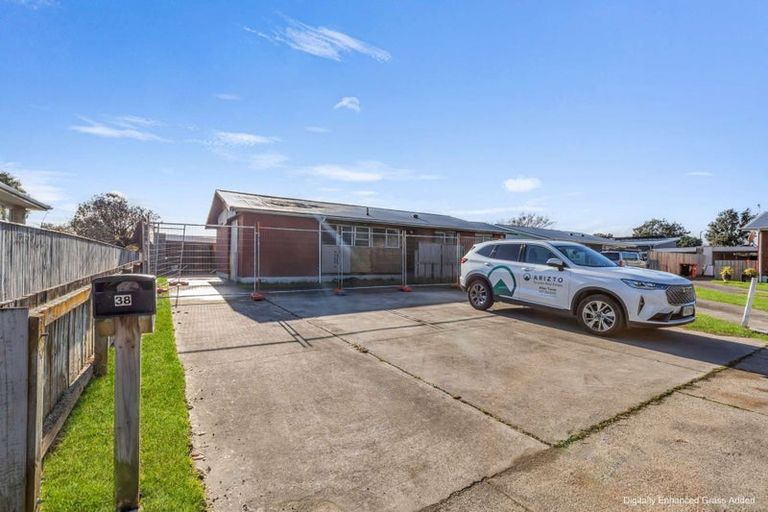 Photo of property in 38 Stillwater Place, Westbrook, Palmerston North, 4412