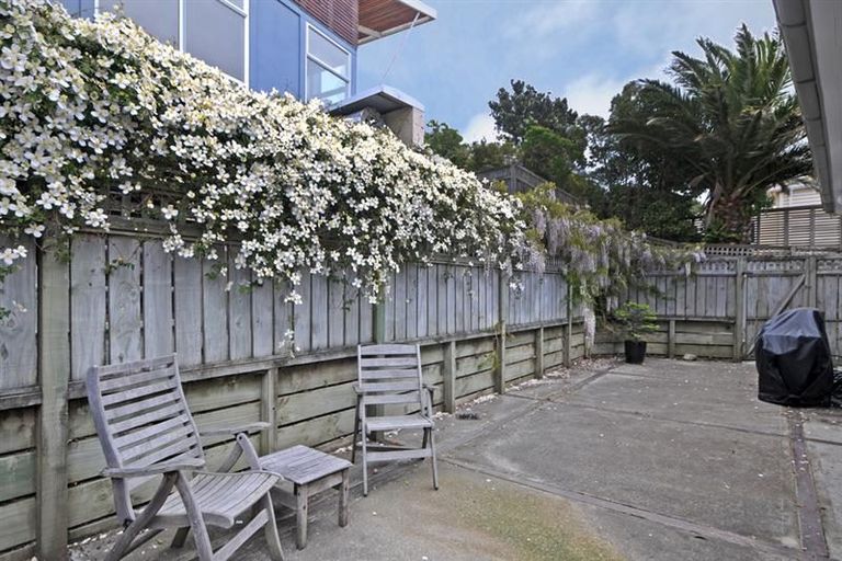Photo of property in 2 Punjab Street, Khandallah, Wellington, 6035