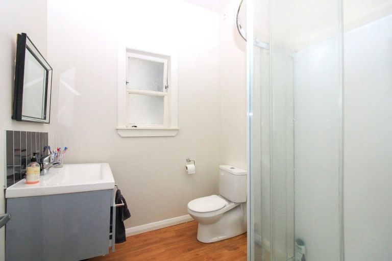 Photo of property in 52 Ellice Street, Mount Victoria, Wellington, 6011