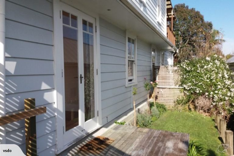 Photo of property in 9 Bulwer Street, Devonport, Auckland, 0624