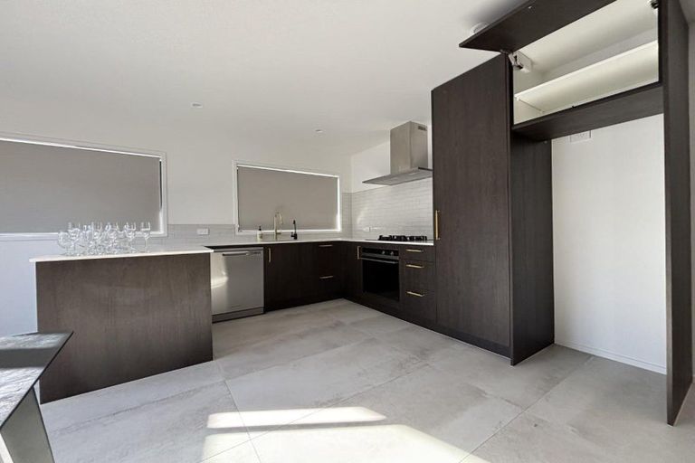 Photo of property in 268a Courtenay Street, Strandon, New Plymouth, 4312