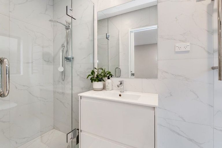 Photo of property in 7 Manawanui Way, Orewa, 0931