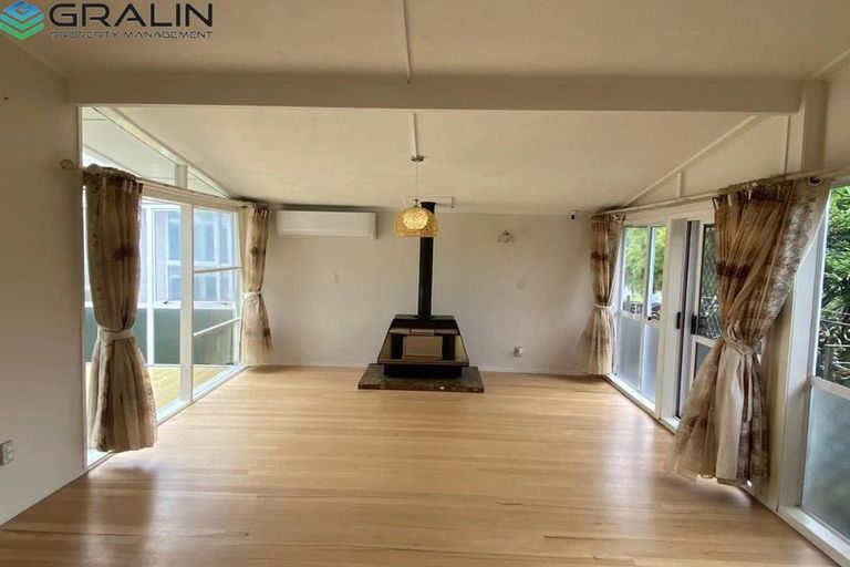 Photo of property in 9 Stanaway Street, Hillcrest, Auckland, 0627