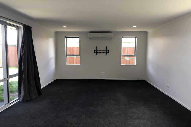 Photo of property in 11 Haremoor Way, Rolleston, 7615