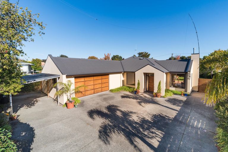 Photo of property in 14 Batt Street, West End, Palmerston North, 4410