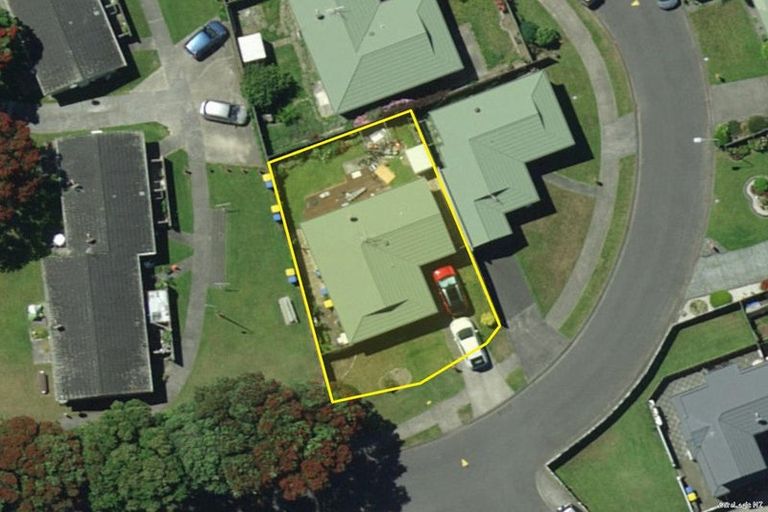 Photo of property in 1 Pohutukawa Grove, Titahi Bay, Porirua, 5022