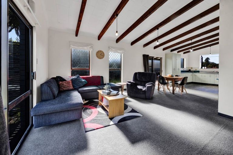 Photo of property in 43 Cassandra Street, Stratford, 4332