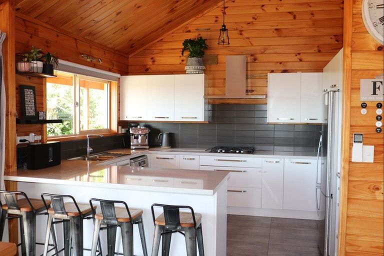 Photo of property in 1394 No 3 Road, Te Puke, 3183