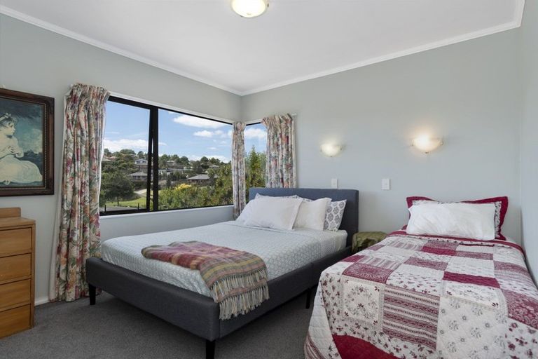 Photo of property in 15 James Cook Drive, Welcome Bay, Tauranga, 3112