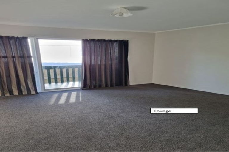 Photo of property in 16 Okareka Place, Pakuranga Heights, Auckland, 2010