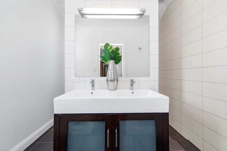 Photo of property in 68 Naylor Street, Hamilton East, Hamilton, 3216