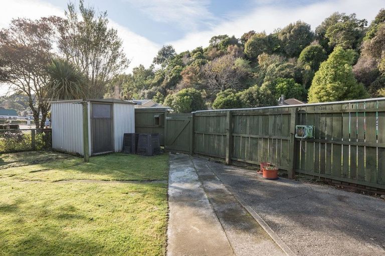 Photo of property in 2/186 Tahunanui Drive, Tahunanui, Nelson, 7011