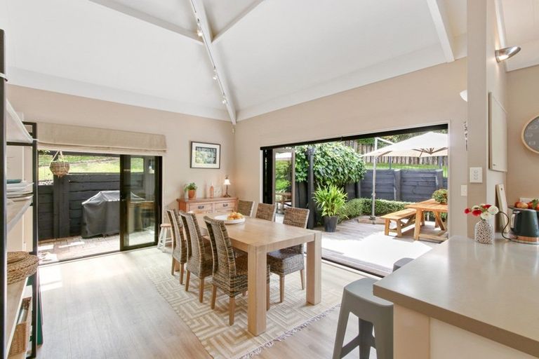 Photo of property in 13 Muritai Crescent, Havelock North, 4130