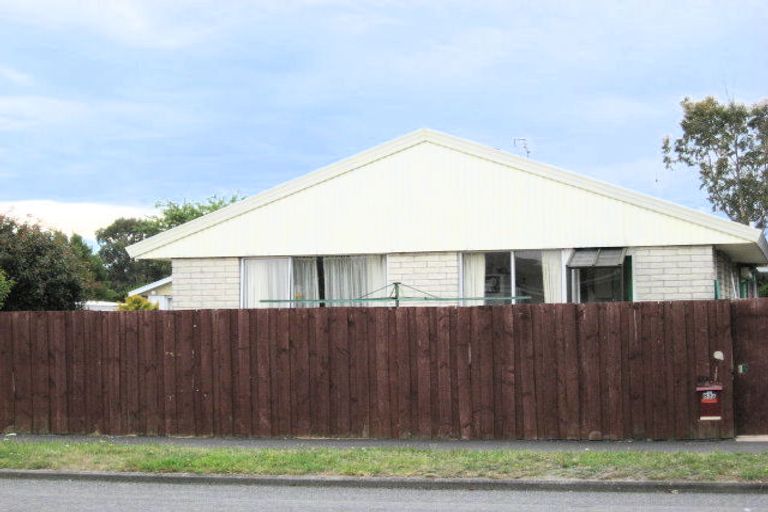 Photo of property in 83 Hay Street, Bromley, Christchurch, 8062