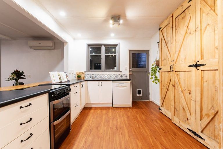 Photo of property in 469 Taieri Road, Halfway Bush, Dunedin, 9010