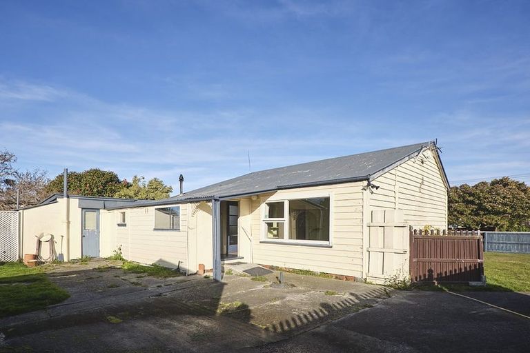 Photo of property in 1/23 Chichester Street, Woolston, Christchurch, 8023