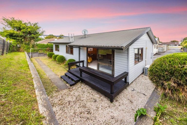Photo of property in 3/32 Great South Road, Papakura, 2110