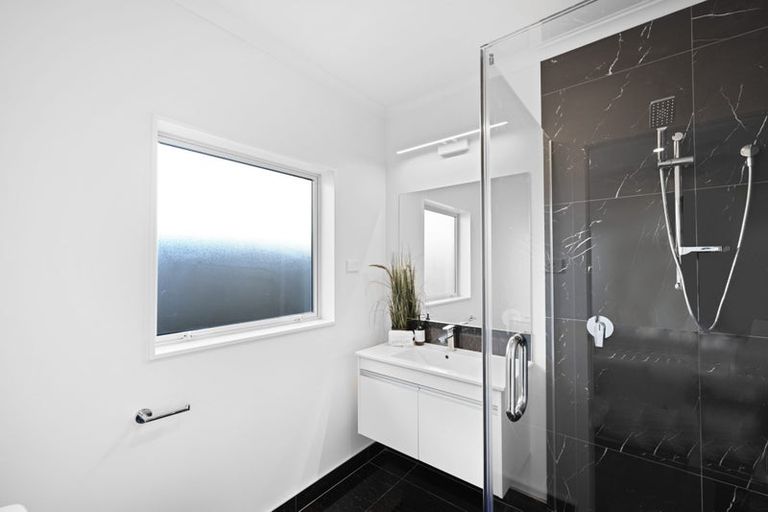 Photo of property in 12 Helenslee Court, Flagstaff, Hamilton, 3210