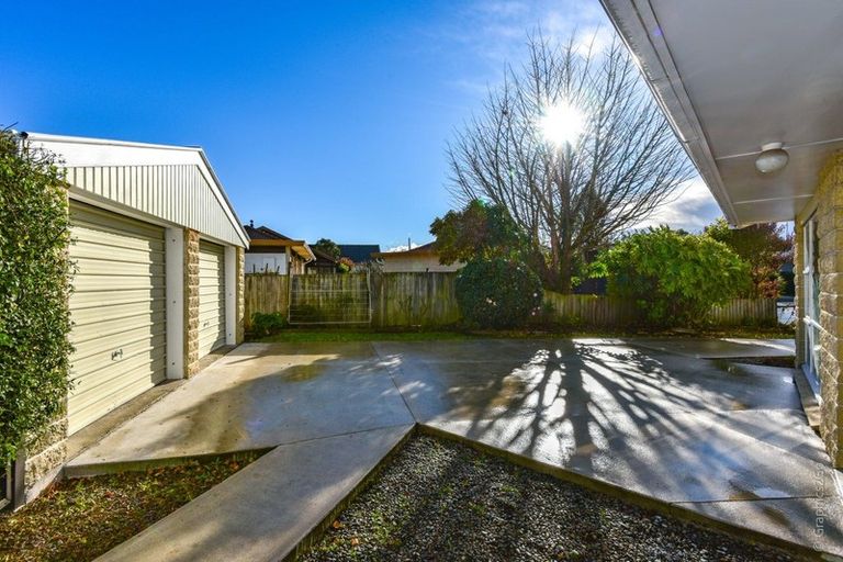 Photo of property in 14 Tulloch Place, Papanui, Christchurch, 8052