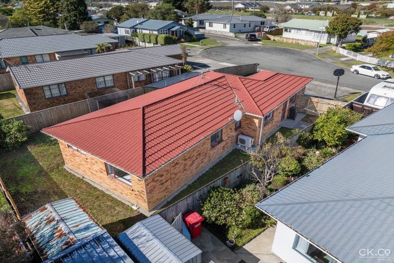 Photo of property in 19 Phar Lap Grove, Trentham, Upper Hutt, 5018