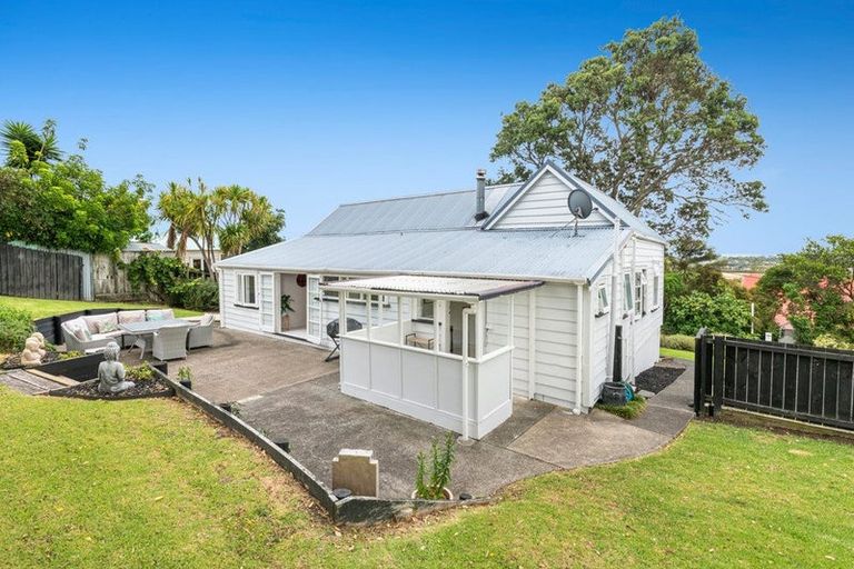 Photo of property in 3 Gow Street, Helensville, 0800